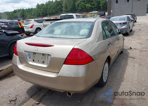 2007 Honda Accord 2.4 Vp z USA, uszkodzony, nr VIN 1HGCM56197A135790